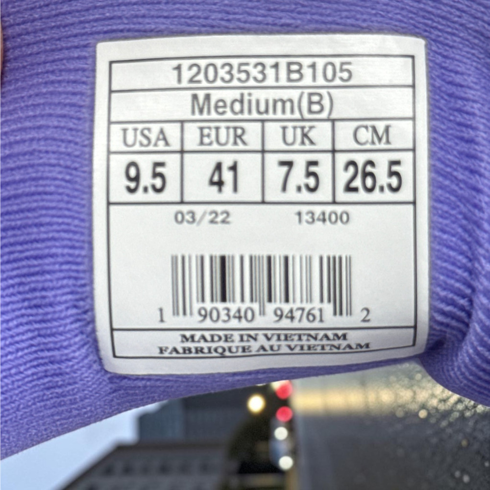 Brooks Adrenaline GTS 22 Womens 9.5 B Running Shoes White Purple Y2K Athleisure - Picture 8 of 11